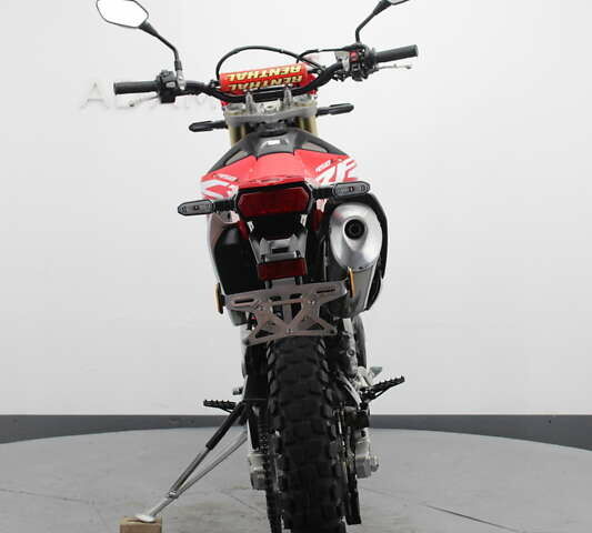 Червоний Хонда CRF 450R, об'ємом двигуна 0.45 л та пробігом 3 тис. км за 9200 $, фото 7 на Automoto.ua