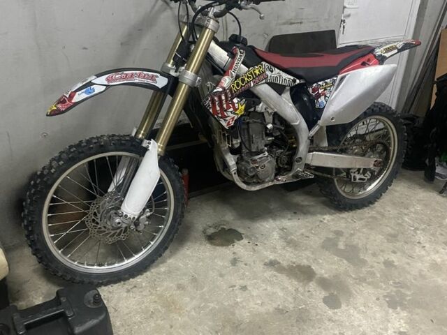 Хонда CRF 450R, объемом двигателя 0.45 л и пробегом 0 тыс. км за 3000 $, фото 1 на Automoto.ua
