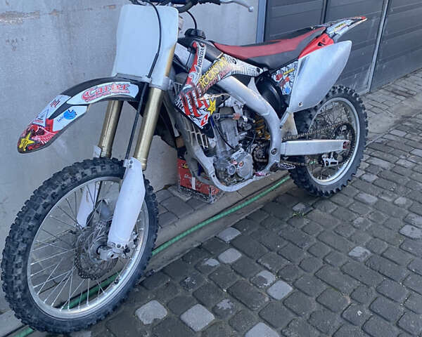 Хонда CRF 450R 2009 у Чернівцях на Automoto.ua Хонда CRF 450R, об'ємом двигуна 0 л та пробігом 8 тис. км за 2900 $, фото 1 на Automoto.ua