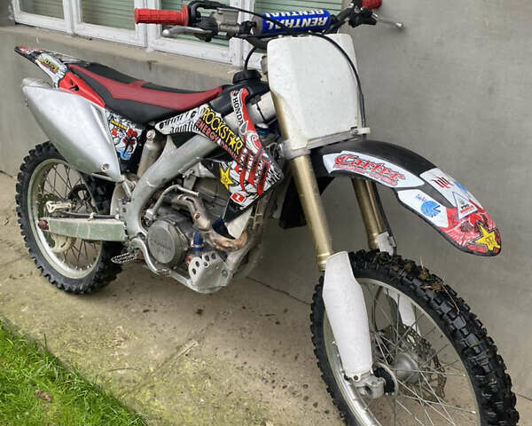 Хонда CRF 450R 2009 у Чернівцях на Automoto.ua Хонда CRF 450R, об'ємом двигуна 0 л та пробігом 8 тис. км за 2900 $, фото 6 на Automoto.ua