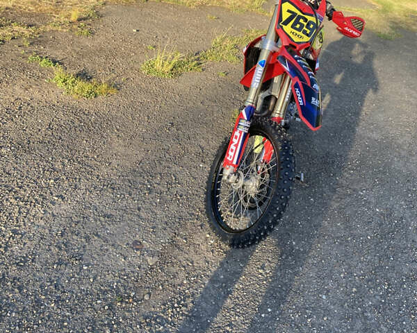 Хонда CRF 450R, объемом двигателя 0 л и пробегом 74 тыс. км за 5500 $, фото 9 на Automoto.ua