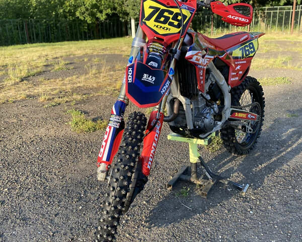 Хонда CRF 450R, объемом двигателя 0 л и пробегом 74 тыс. км за 5500 $, фото 1 на Automoto.ua