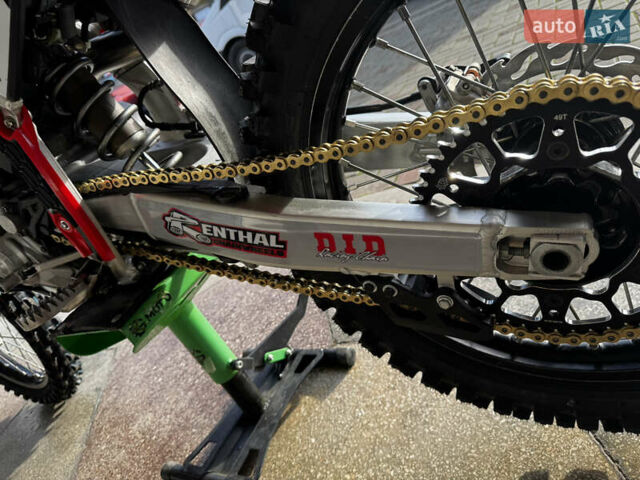 Хонда CRF 450R, объемом двигателя 0 л и пробегом 20 тыс. км за 8500 $, фото 4 на Automoto.ua