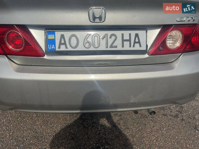 Серый Хонда Сити, объемом двигателя 1.3 л и пробегом 167 тыс. км за 4200 $, фото 10 на Automoto.ua