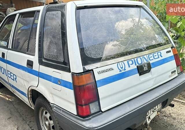 Білий Хонда Сівік Шатл, об'ємом двигуна 0 л та пробігом 300 тис. км за 834 $, фото 9 на Automoto.ua