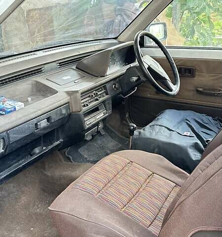 Білий Хонда Сівік Шатл, об'ємом двигуна 0 л та пробігом 300 тис. км за 834 $, фото 2 на Automoto.ua