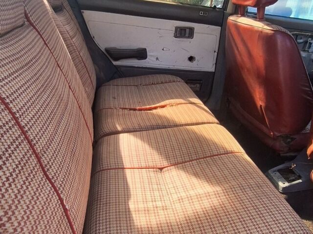 Серый Хонда Цивик Шатл, объемом двигателя 0 л и пробегом 235 тыс. км за 600 $, фото 4 на Automoto.ua