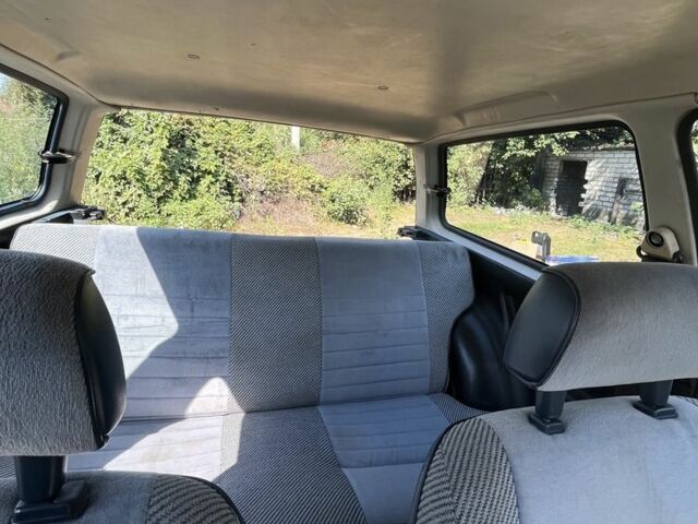 Белый Хонда Цивик, объемом двигателя 1.3 л и пробегом 413 тыс. км за 1050 $, фото 16 на Automoto.ua