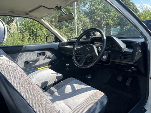 Белый Хонда Цивик, объемом двигателя 1.3 л и пробегом 413 тыс. км за 1050 $, фото 9 на Automoto.ua