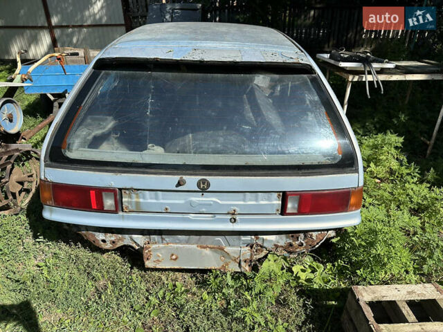 Белый Хонда Цивик, объемом двигателя 1.3 л и пробегом 200 тыс. км за 500 $, фото 2 на Automoto.ua