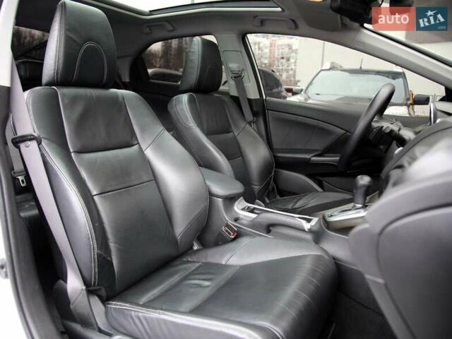 Белый Хонда Цивик, объемом двигателя 1.8 л и пробегом 155 тыс. км за 10999 $, фото 9 на Automoto.ua