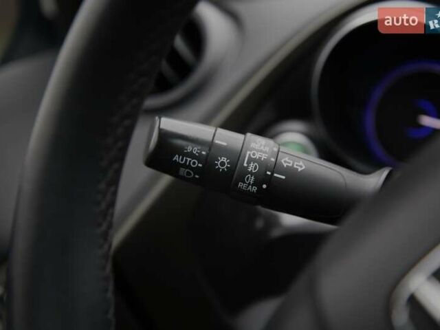 Белый Хонда Цивик, объемом двигателя 1.8 л и пробегом 155 тыс. км за 10999 $, фото 29 на Automoto.ua