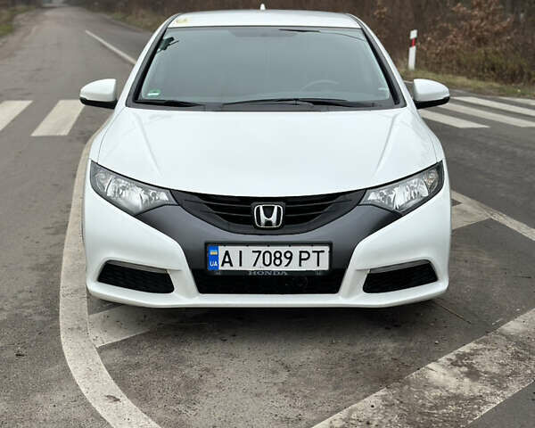 Белый Хонда Цивик, объемом двигателя 2.2 л и пробегом 240 тыс. км за 10200 $, фото 2 на Automoto.ua