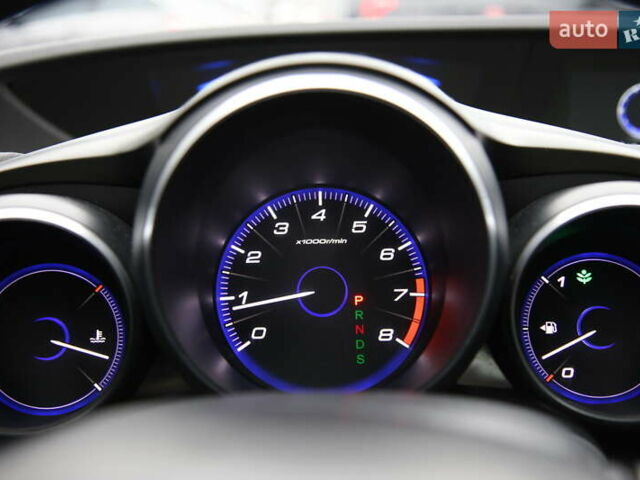 Белый Хонда Цивик, объемом двигателя 1.8 л и пробегом 155 тыс. км за 10999 $, фото 20 на Automoto.ua