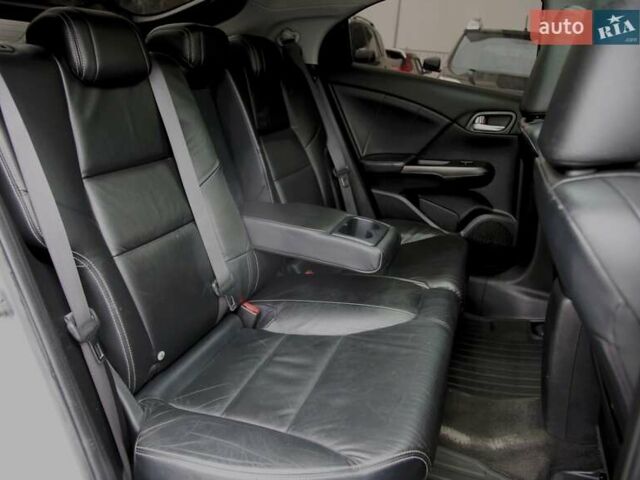 Белый Хонда Цивик, объемом двигателя 1.8 л и пробегом 155 тыс. км за 10999 $, фото 8 на Automoto.ua