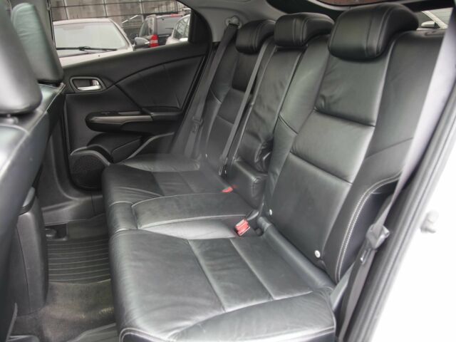 Белый Хонда Цивик, объемом двигателя 1.8 л и пробегом 155 тыс. км за 10999 $, фото 7 на Automoto.ua