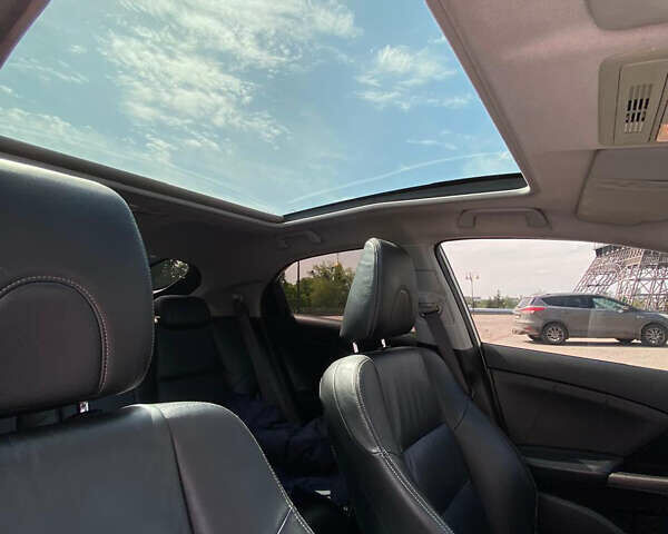 Хонда Цивик 2012 в Харькове на Automoto.ua Белый Хонда Цивик, объемом двигателя 1.8 л и пробегом 155 тыс. км за 11500 $, фото 11 на Automoto.ua