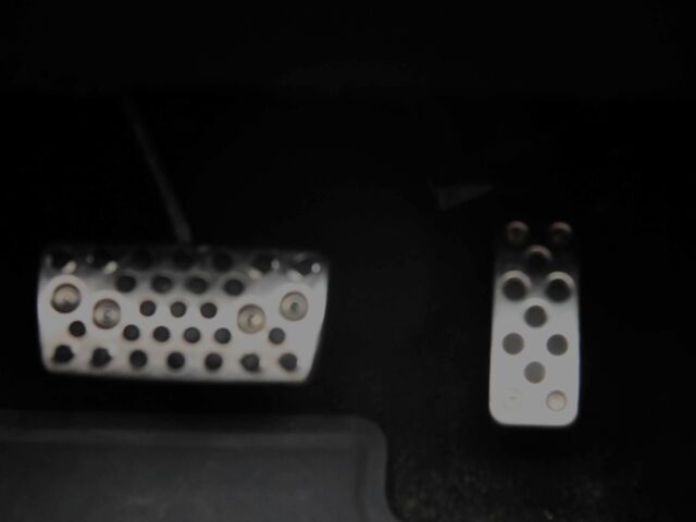 Белый Хонда Цивик, объемом двигателя 1.8 л и пробегом 155 тыс. км за 10999 $, фото 21 на Automoto.ua