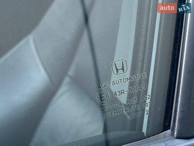 Белый Хонда Цивик, объемом двигателя 1.8 л и пробегом 87 тыс. км за 12200 $, фото 59 на Automoto.ua