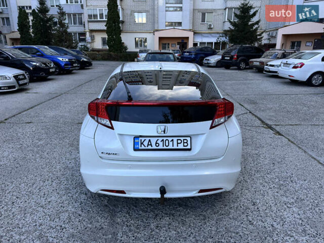 Белый Хонда Цивик, объемом двигателя 1.6 л и пробегом 165 тыс. км за 9200 $, фото 1 на Automoto.ua