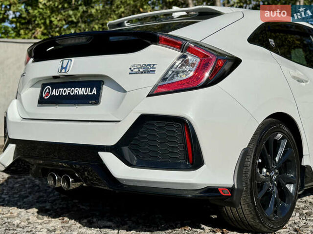 Белый Хонда Цивик, объемом двигателя 1.5 л и пробегом 134 тыс. км за 16490 $, фото 8 на Automoto.ua