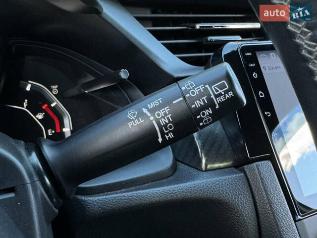 Белый Хонда Цивик, объемом двигателя 1.5 л и пробегом 134 тыс. км за 16490 $, фото 23 на Automoto.ua