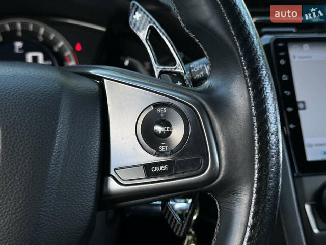 Белый Хонда Цивик, объемом двигателя 1.5 л и пробегом 134 тыс. км за 16490 $, фото 22 на Automoto.ua