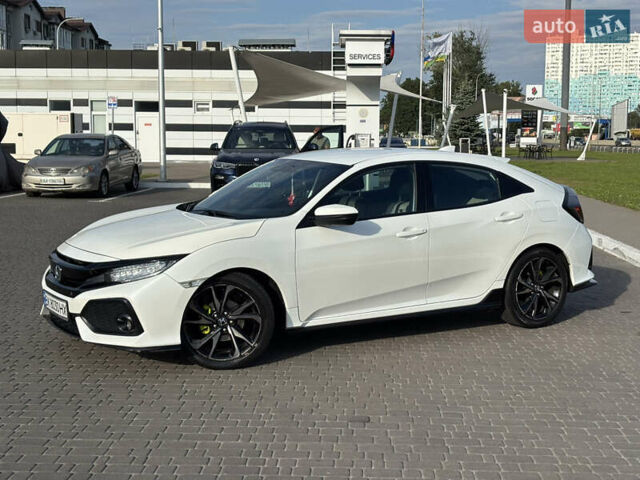 Белый Хонда Цивик, объемом двигателя 1.5 л и пробегом 117 тыс. км за 14500 $, фото 1 на Automoto.ua