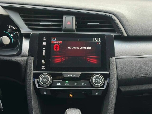 Хонда Цивик 2016 в Киеве на Automoto.ua Белый Хонда Цивик, объемом двигателя 2 л и пробегом 153 тыс. км за 12950 $, фото 22 на Automoto.ua