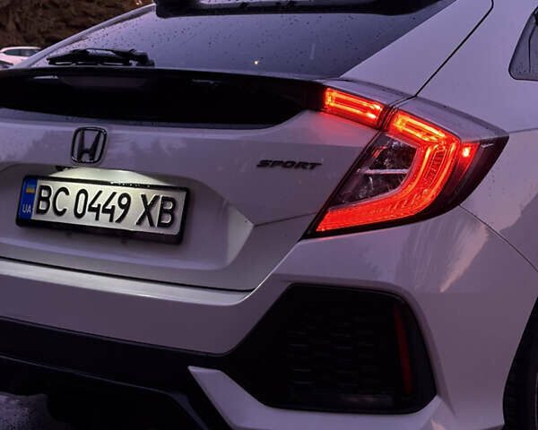 Белый Хонда Цивик, объемом двигателя 1.5 л и пробегом 154 тыс. км за 14300 $, фото 13 на Automoto.ua