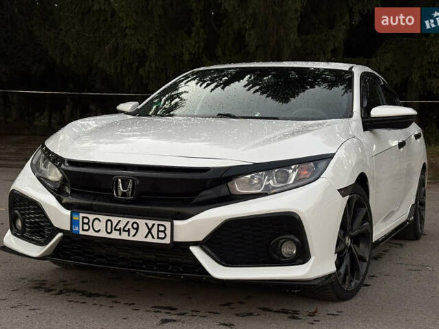 Белый Хонда Цивик, объемом двигателя 1.5 л и пробегом 154 тыс. км за 14300 $, фото 10 на Automoto.ua