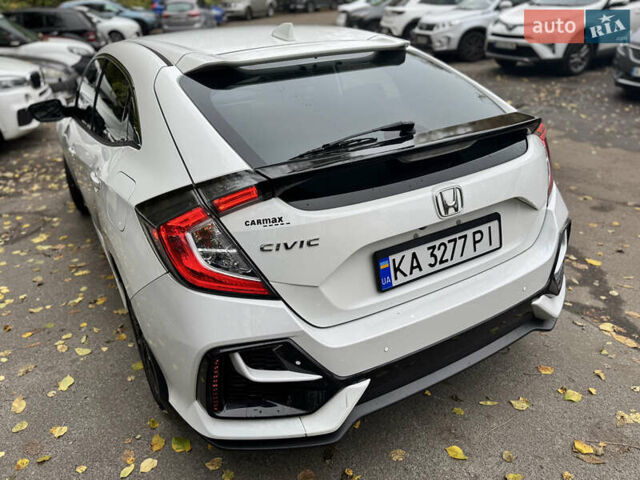 Белый Хонда Цивик, объемом двигателя 1.5 л и пробегом 180 тыс. км за 15500 $, фото 20 на Automoto.ua