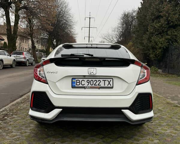 Белый Хонда Цивик, объемом двигателя 1.5 л и пробегом 113 тыс. км за 16900 $, фото 10 на Automoto.ua