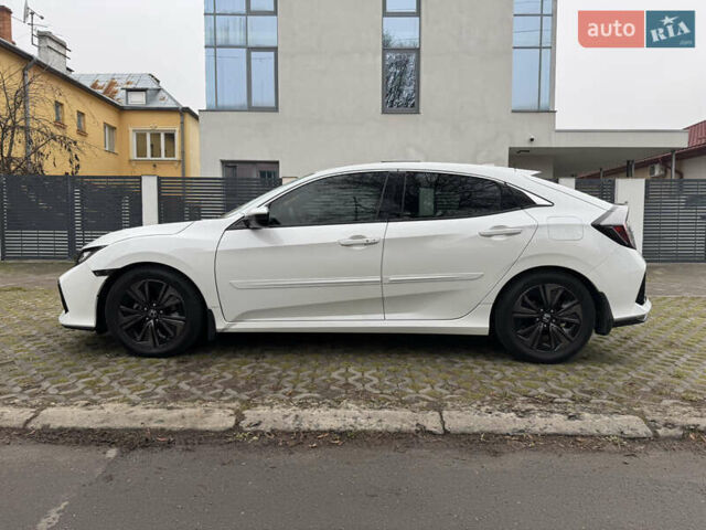 Белый Хонда Цивик, объемом двигателя 1.5 л и пробегом 113 тыс. км за 16900 $, фото 7 на Automoto.ua