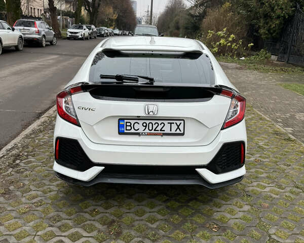 Белый Хонда Цивик, объемом двигателя 1.5 л и пробегом 113 тыс. км за 16900 $, фото 9 на Automoto.ua