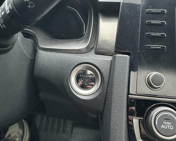 Белый Хонда Цивик, объемом двигателя 1.5 л и пробегом 113 тыс. км за 16900 $, фото 33 на Automoto.ua