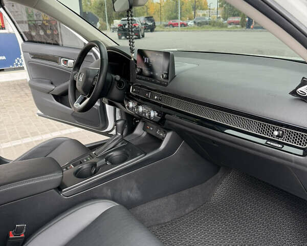 Хонда Цивик 2023 в Днепре (Днепропетровске) на Automoto.ua Белый Хонда Цивик, объемом двигателя 1.5 л и пробегом 35 тыс. км за 24500 $, фото 36 на Automoto.ua