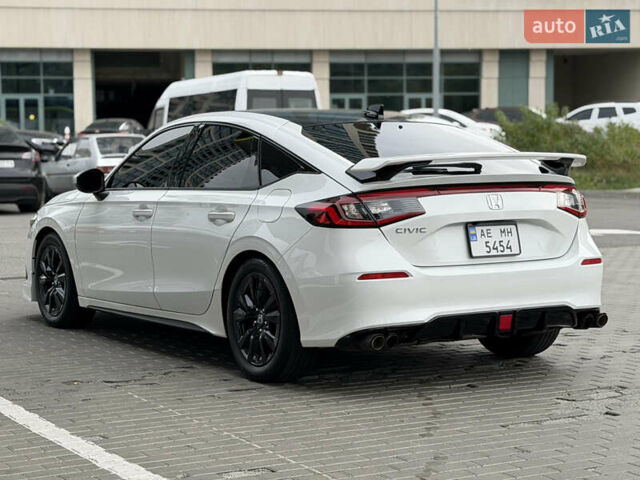 Хонда Цивик 2023 в Днепре (Днепропетровске) на Automoto.ua Белый Хонда Цивик, объемом двигателя 1.5 л и пробегом 35 тыс. км за 24500 $, фото 18 на Automoto.ua