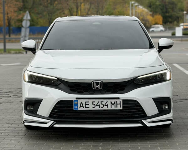 Хонда Цивик 2023 в Днепре (Днепропетровске) на Automoto.ua Белый Хонда Цивик, объемом двигателя 1.5 л и пробегом 35 тыс. км за 24500 $, фото 3 на Automoto.ua
