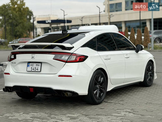 Хонда Цивик 2023 в Днепре (Днепропетровске) на Automoto.ua Белый Хонда Цивик, объемом двигателя 1.5 л и пробегом 35 тыс. км за 24500 $, фото 12 на Automoto.ua