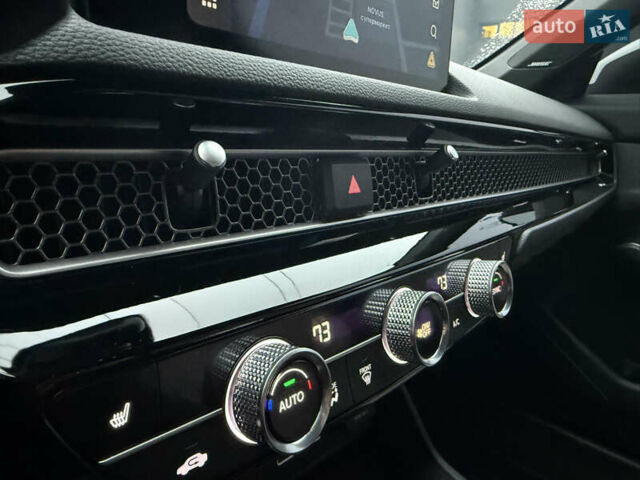 Белый Хонда Цивик, объемом двигателя 1.5 л и пробегом 78 тыс. км за 24500 $, фото 27 на Automoto.ua