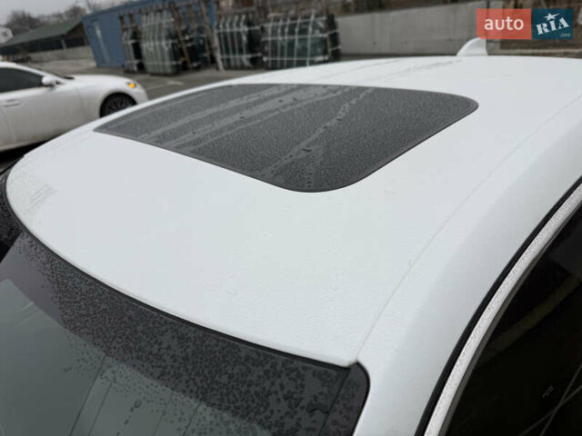 Белый Хонда Цивик, объемом двигателя 1.5 л и пробегом 78 тыс. км за 24500 $, фото 24 на Automoto.ua