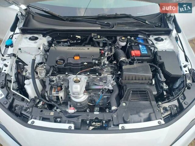 Белый Хонда Цивик, объемом двигателя 2 л и пробегом 7 тыс. км за 23500 $, фото 18 на Automoto.ua