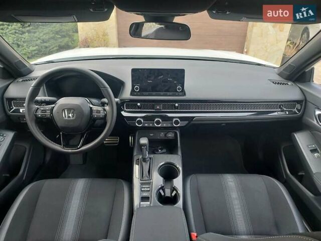 Белый Хонда Цивик, объемом двигателя 2 л и пробегом 7 тыс. км за 23500 $, фото 21 на Automoto.ua