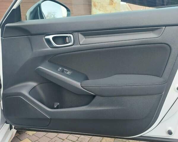 Белый Хонда Цивик, объемом двигателя 2 л и пробегом 7 тыс. км за 23500 $, фото 33 на Automoto.ua