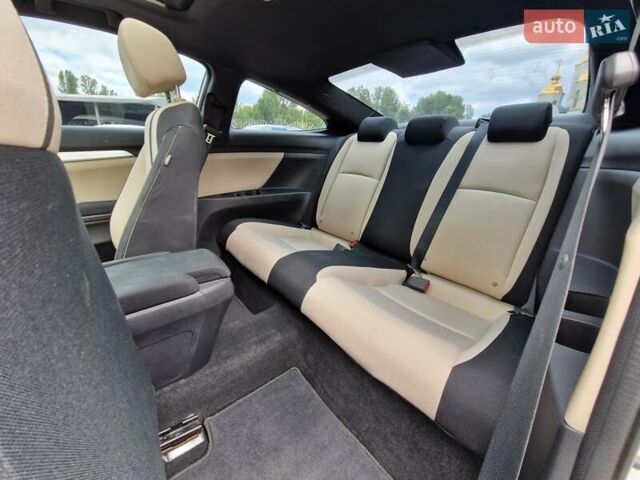 Белый Хонда Цивик, объемом двигателя 2 л и пробегом 70 тыс. км за 13500 $, фото 20 на Automoto.ua