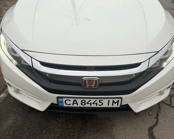Белый Хонда Цивик, объемом двигателя 1.5 л и пробегом 90 тыс. км за 11000 $, фото 1 на Automoto.ua