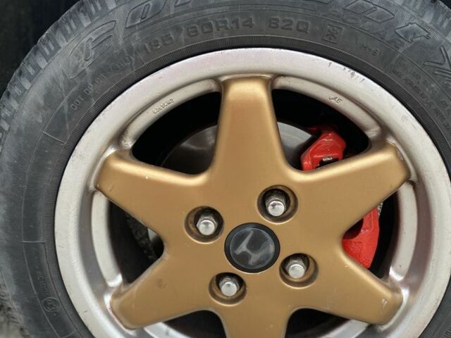 Белый Хонда Цивик, объемом двигателя 1.5 л и пробегом 294 тыс. км за 1100 $, фото 7 на Automoto.ua