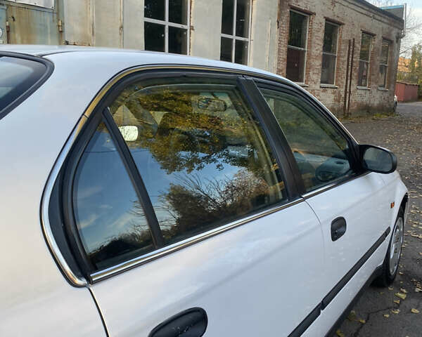 Білий Хонда Сівік, об'ємом двигуна 1.6 л та пробігом 217 тис. км за 2999 $, фото 19 на Automoto.ua