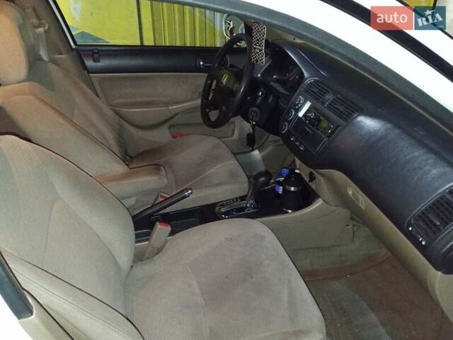 Белый Хонда Цивик, объемом двигателя 1.4 л и пробегом 364 тыс. км за 3000 $, фото 14 на Automoto.ua